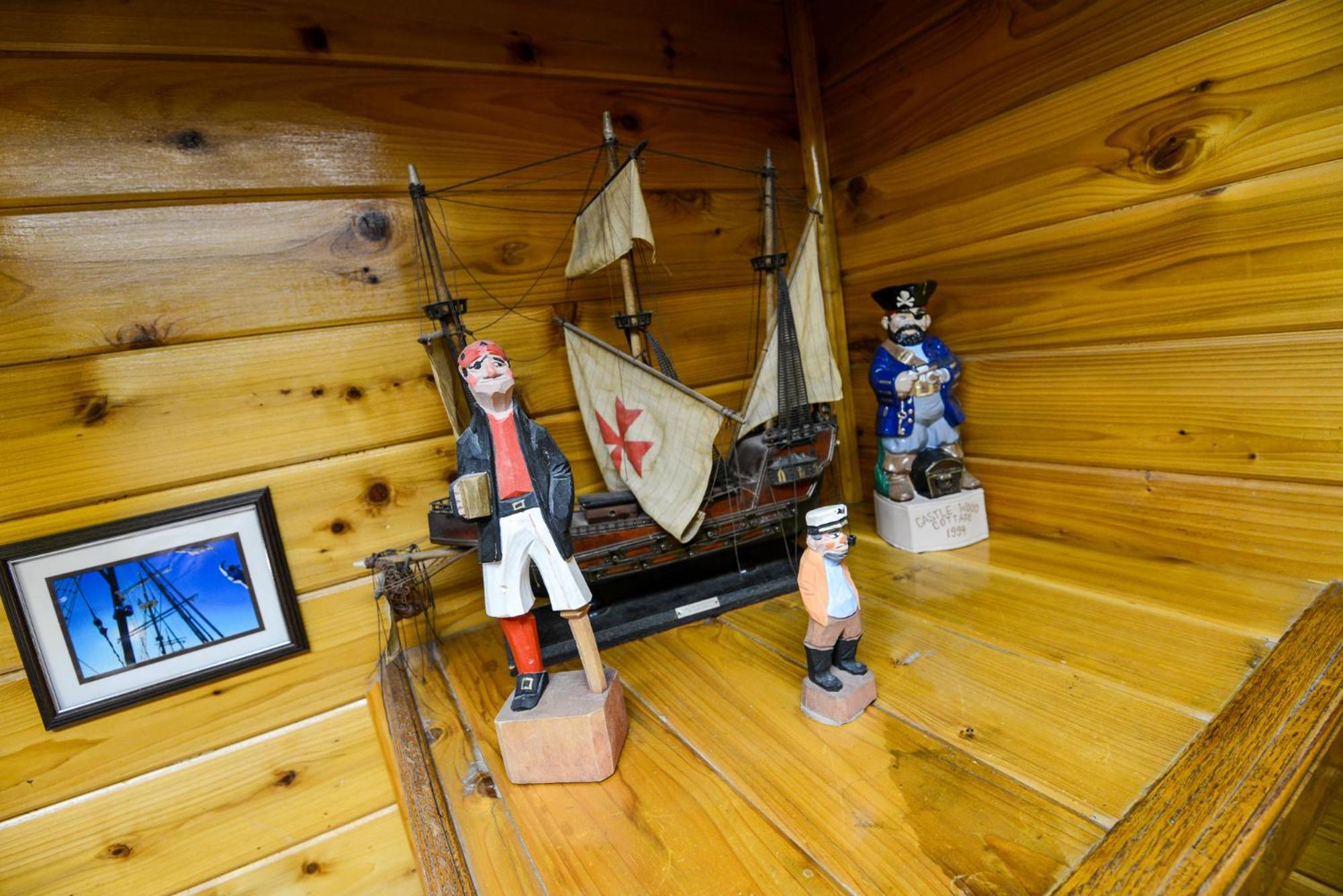 Castle Wood Theme Cottages- Couples Only Big Bear Lake Dış mekan fotoğraf