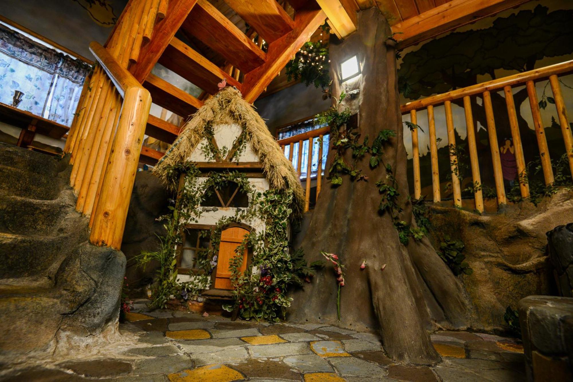 Castle Wood Theme Cottages- Couples Only Big Bear Lake Dış mekan fotoğraf