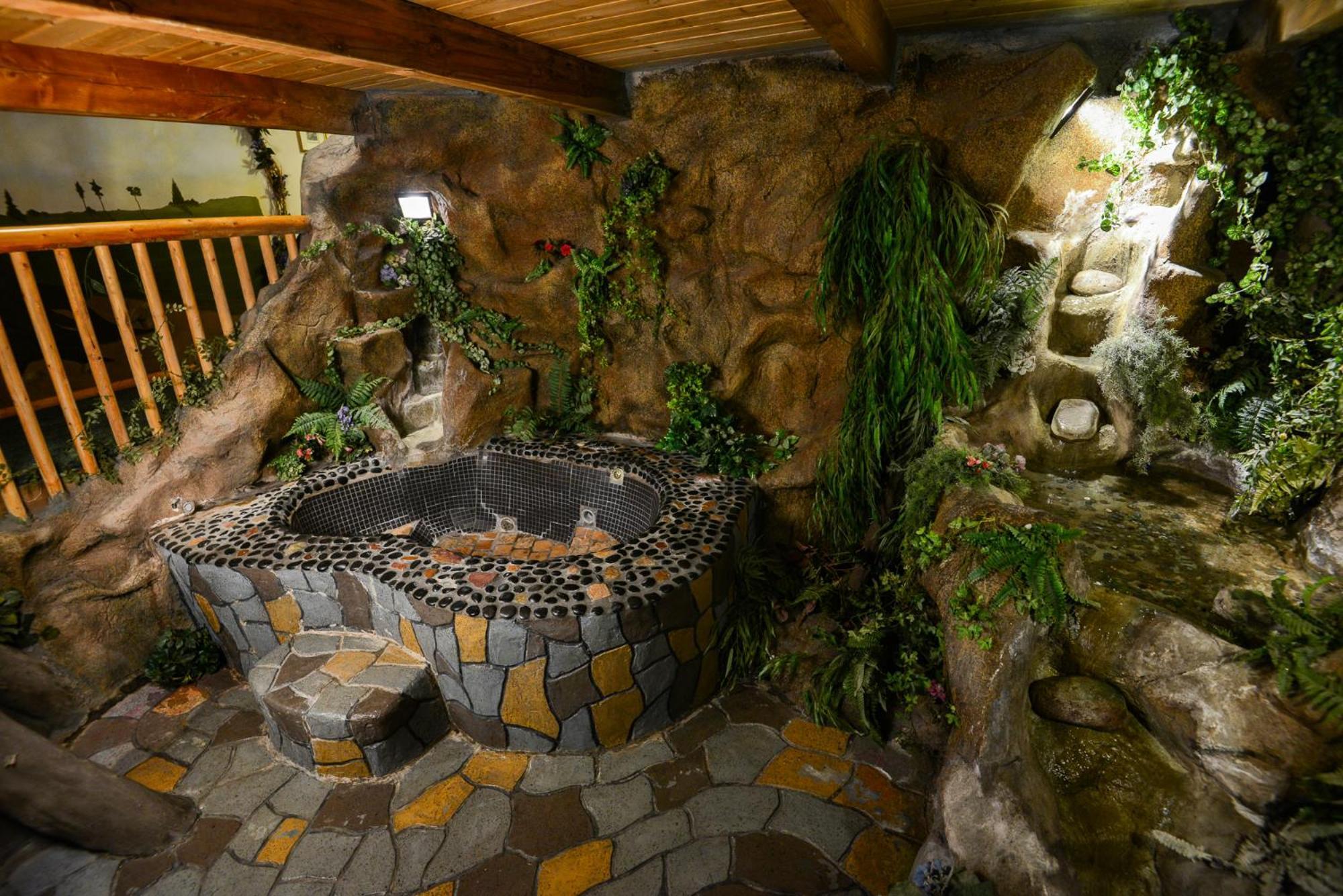 Castle Wood Theme Cottages- Couples Only Big Bear Lake Dış mekan fotoğraf