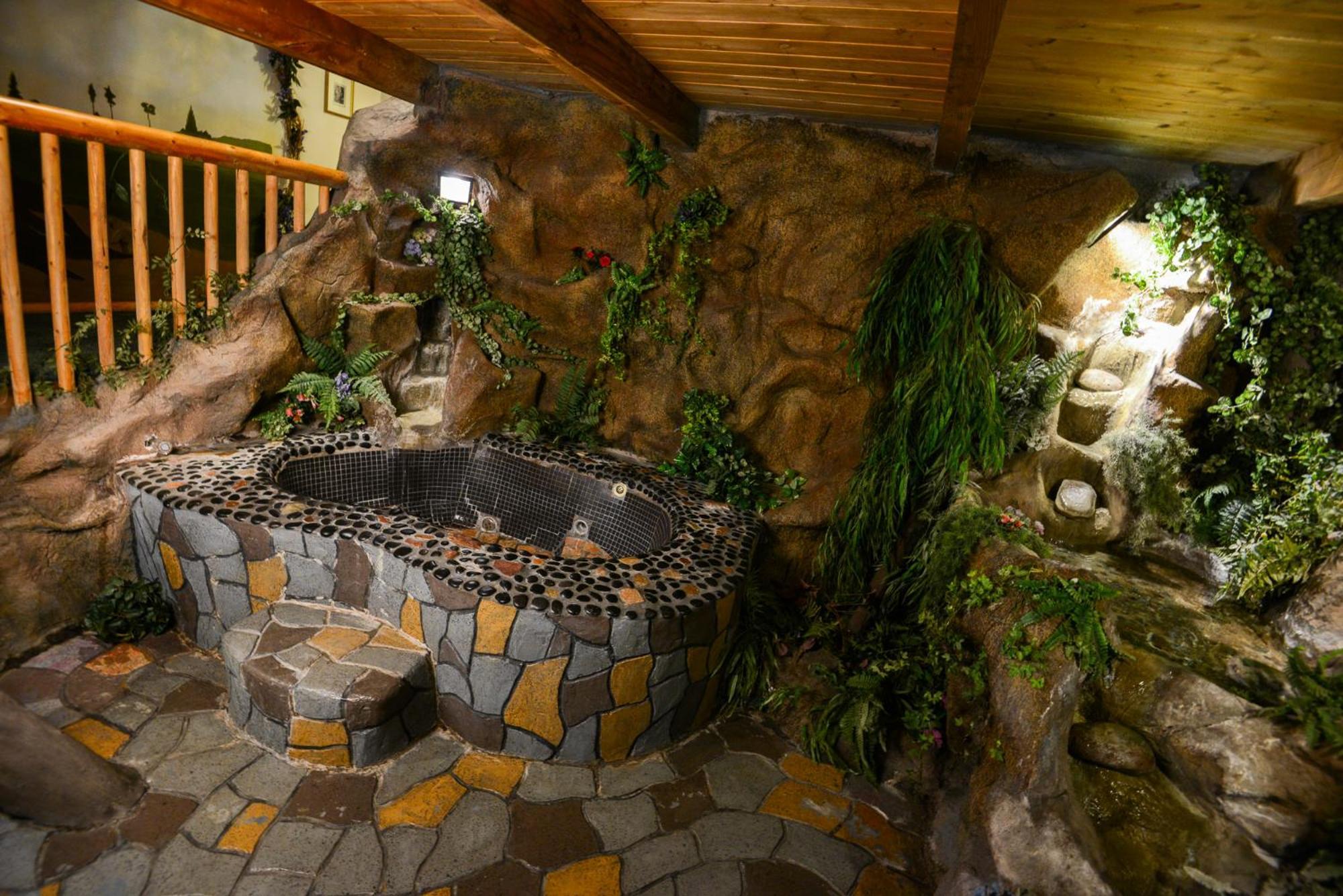 Castle Wood Theme Cottages- Couples Only Big Bear Lake Dış mekan fotoğraf