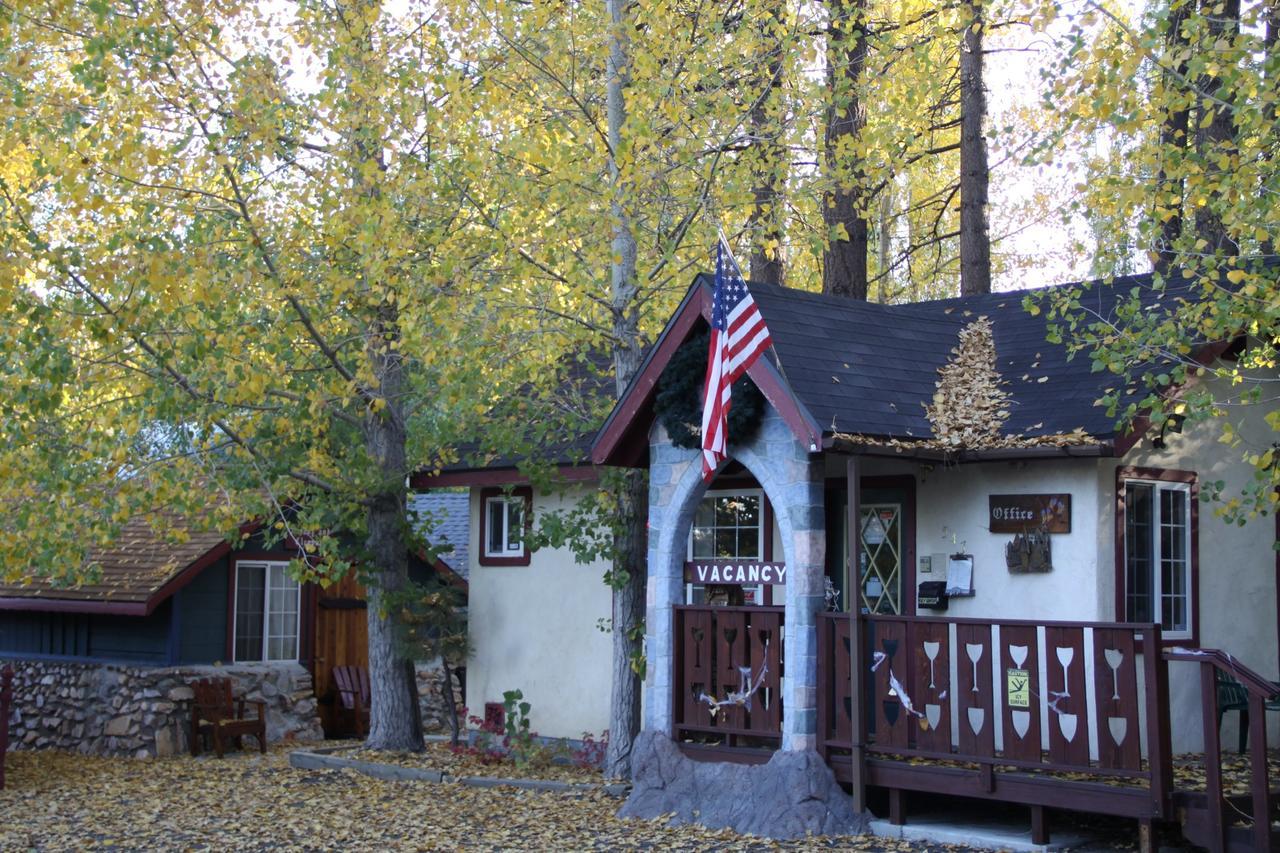 Castle Wood Theme Cottages- Couples Only Big Bear Lake Dış mekan fotoğraf